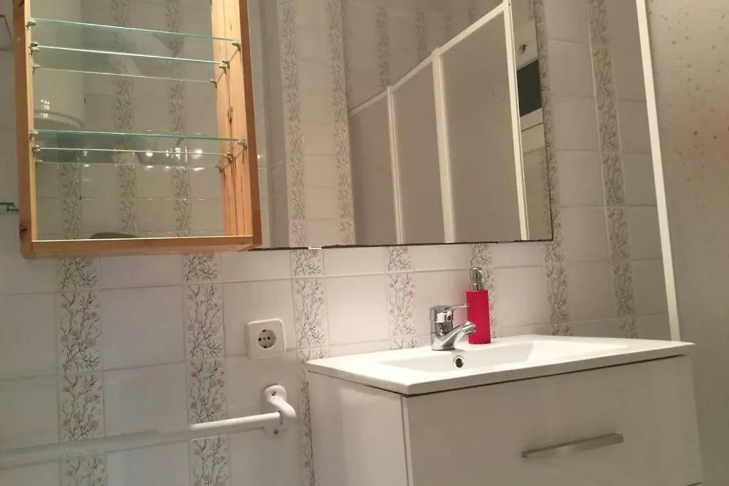 Apartamento Junto Al Mar Con Jardin Comunitario Y Parking Apartment Platja d'Aro 0*,  Spain