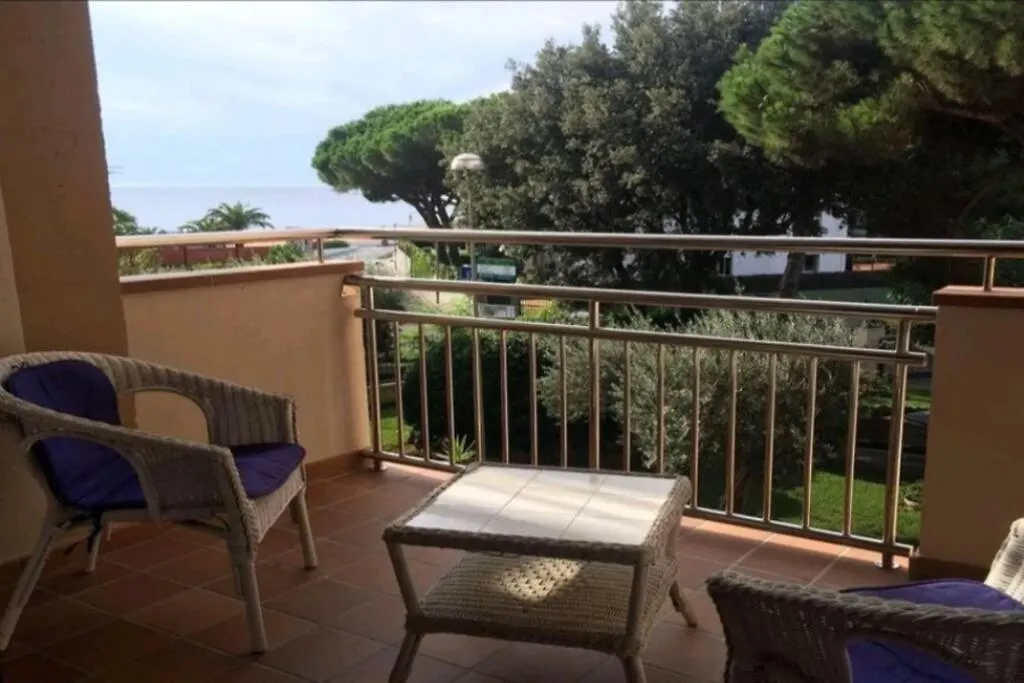 Apartamento Junto Al Mar Con Jardin Comunitario Y Parking Apartment Platja d'Aro