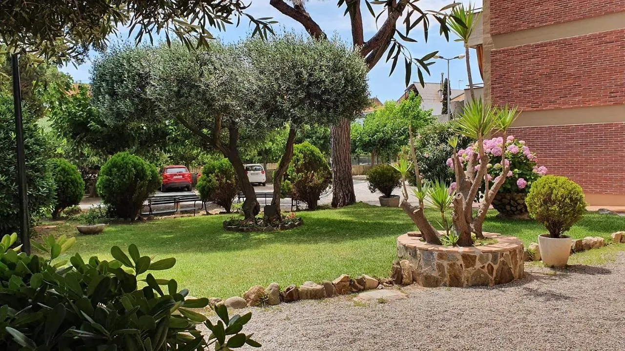 Apartamento Junto Al Mar Con Jardin Comunitario Y Parking Apartment Platja d'Aro Spain